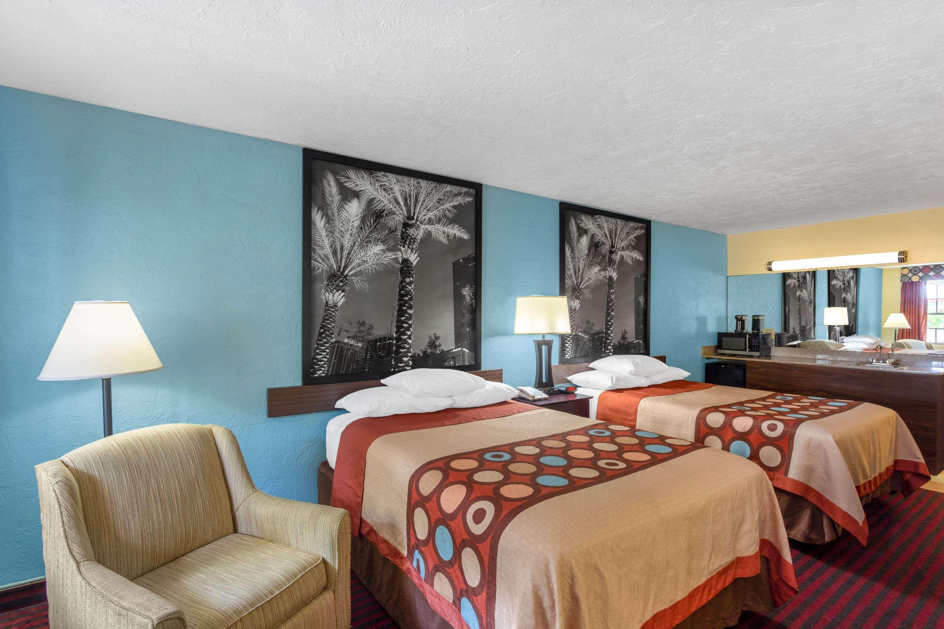 Super 8 By Wyndham Bradenton Sarasota Area Motel Exterior photo